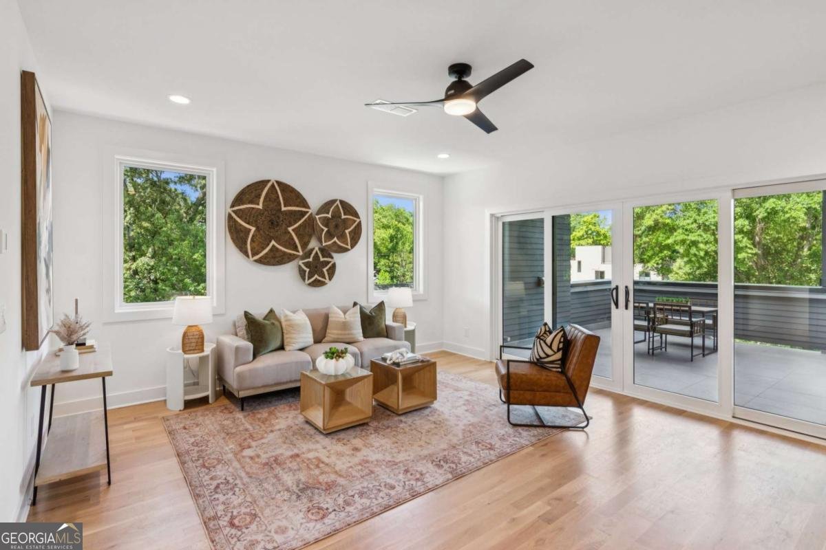 81 Walthall Street Atlanta - 13
