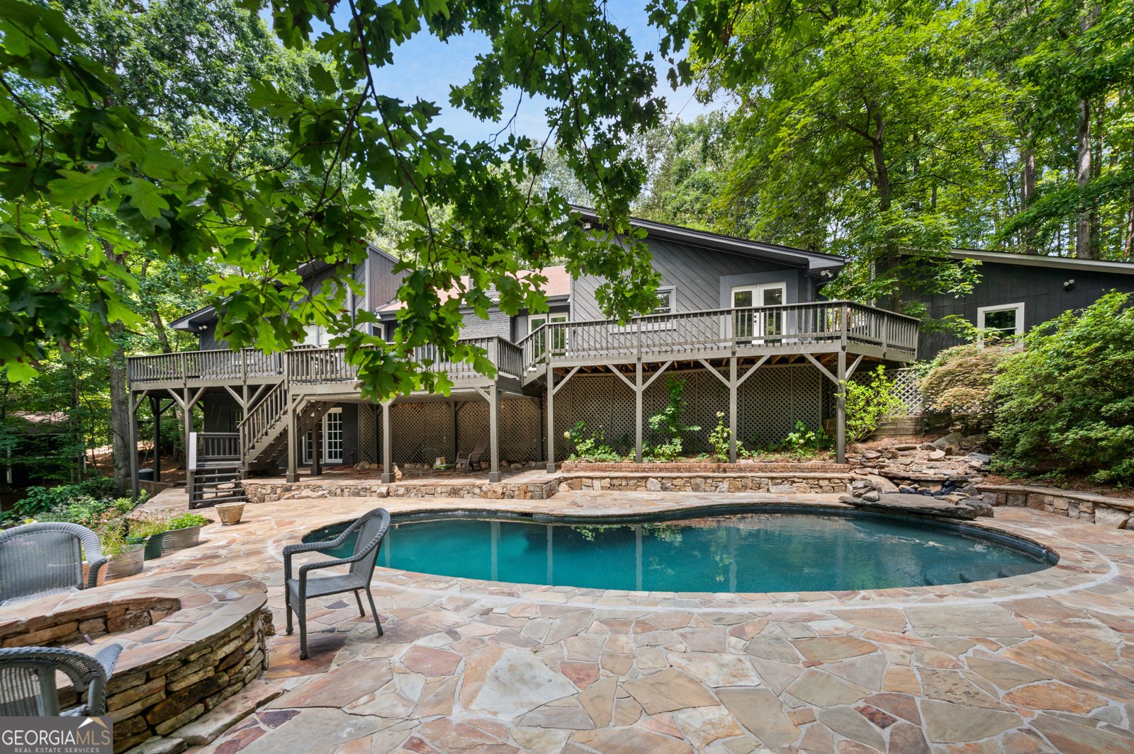 10775 SHALLOWFORD Road Roswell - 33