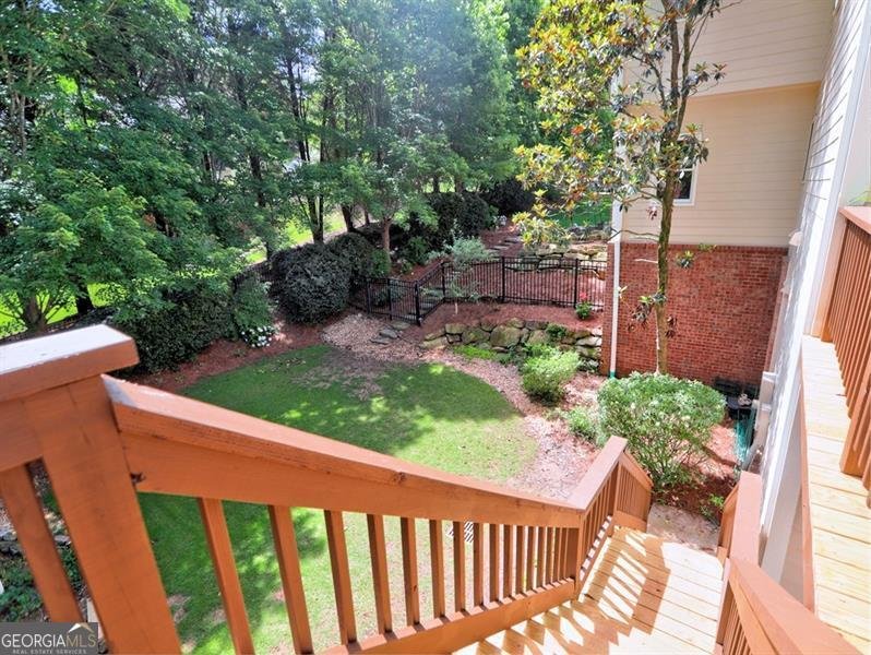 658 VININGS ESTATES Drive Mableton - 1
