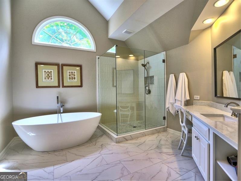 658 VININGS ESTATES Drive Mableton - 16