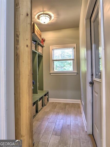 658 VININGS ESTATES Drive Mableton - 8