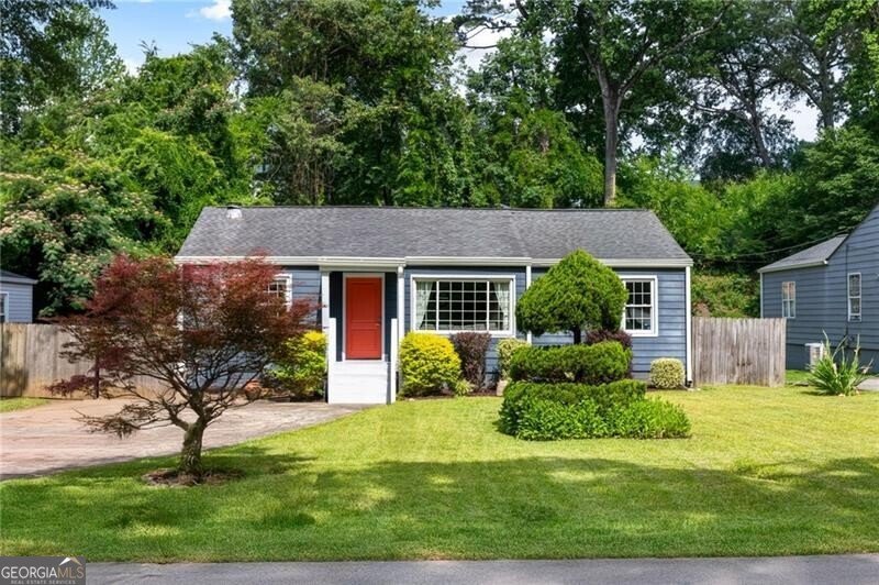 1090 Shepherds Lane Atlanta - 1