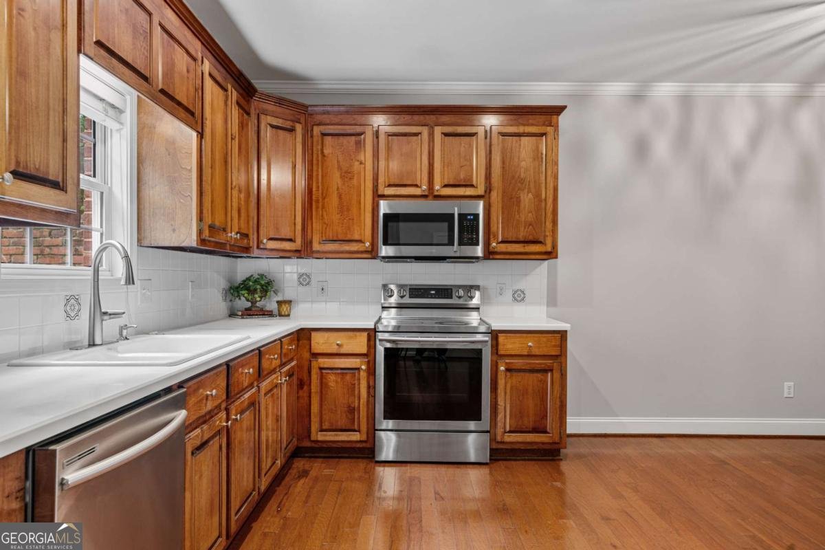618 Manor Way Cartersville - 2