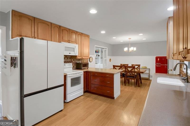 3196 WINDFIELD Circle Tucker - 10