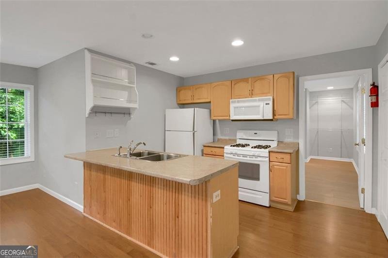 3196 WINDFIELD Circle Tucker - 13