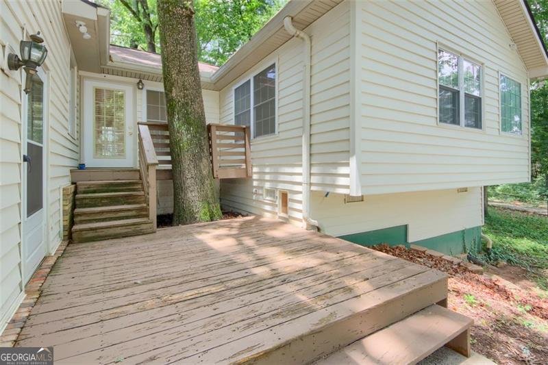 3196 WINDFIELD Circle Tucker - 2