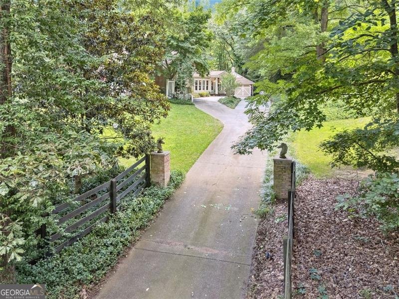 1042 BAILEY Woodstock - 42