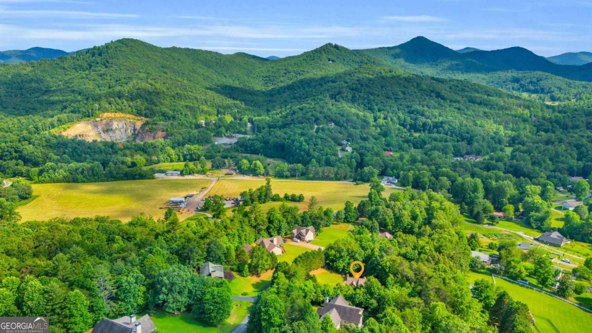 2357 Haven Heights Road Hiawassee - 45
