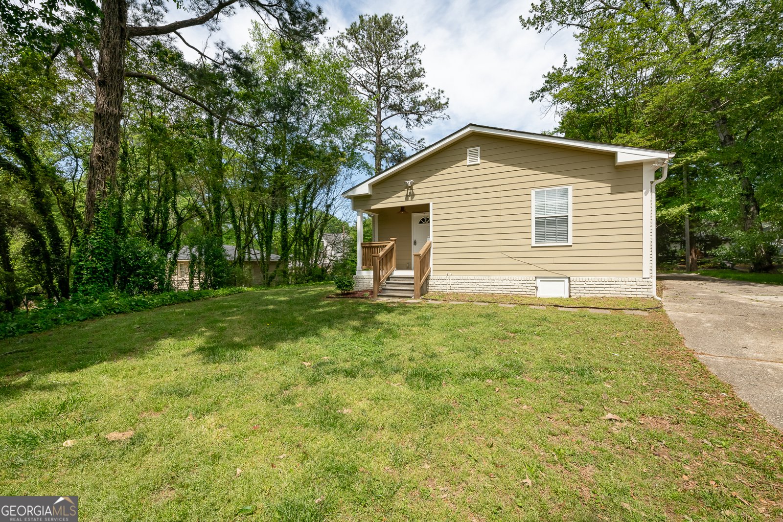 1104 Victory Drive Atlanta - 16