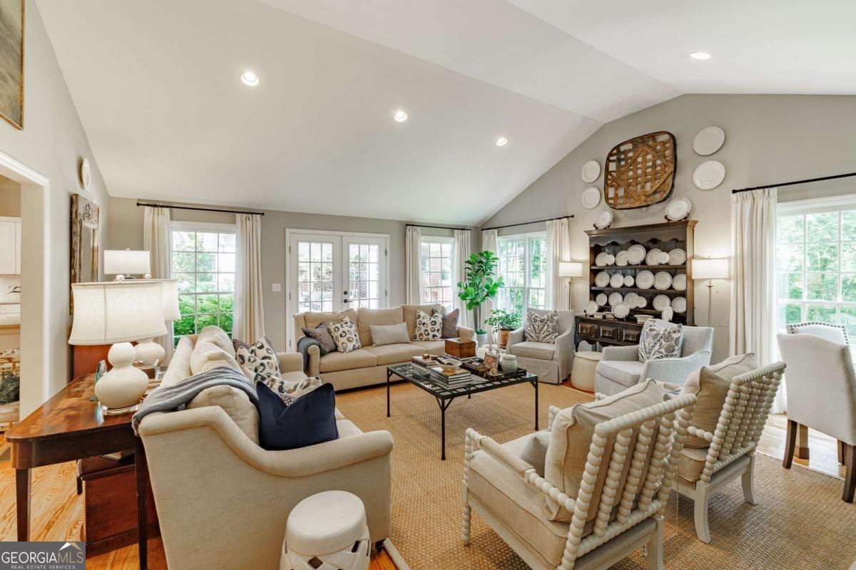 1060 Woodhollow Lane Athens - 28