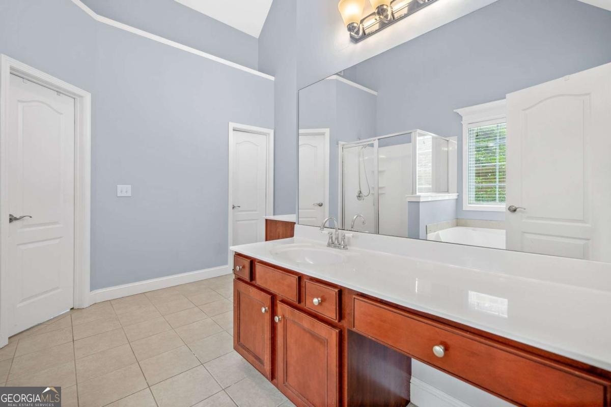 9996 Village South Drive Douglasville - 17