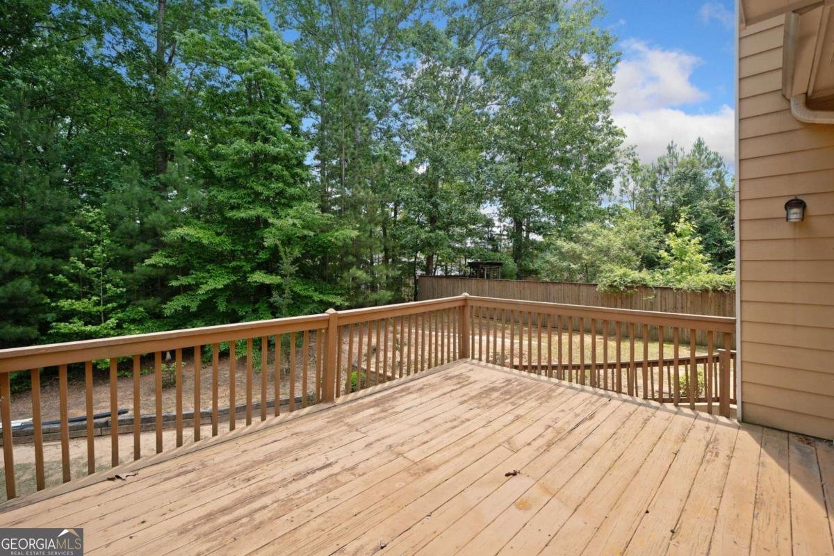 9996 Village South Drive Douglasville - 24