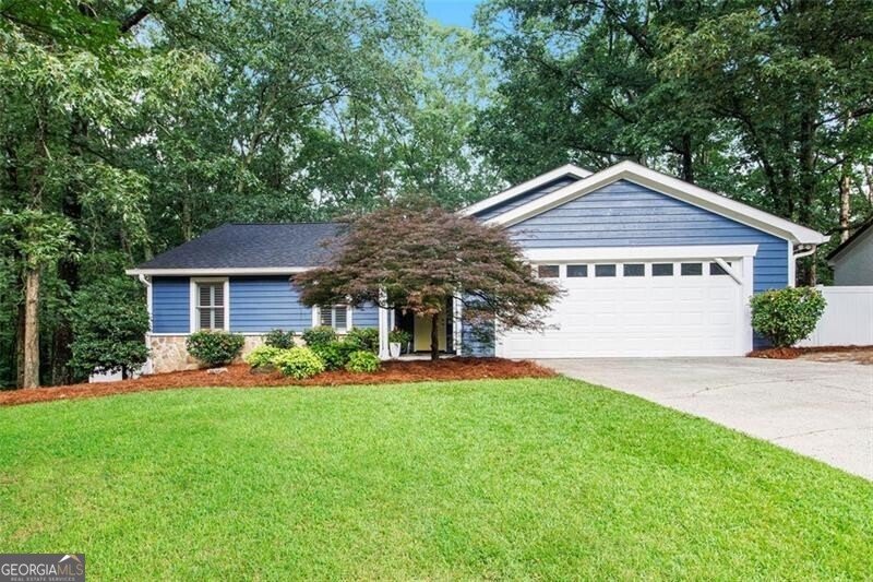 195 Ansley Court Roswell - 1