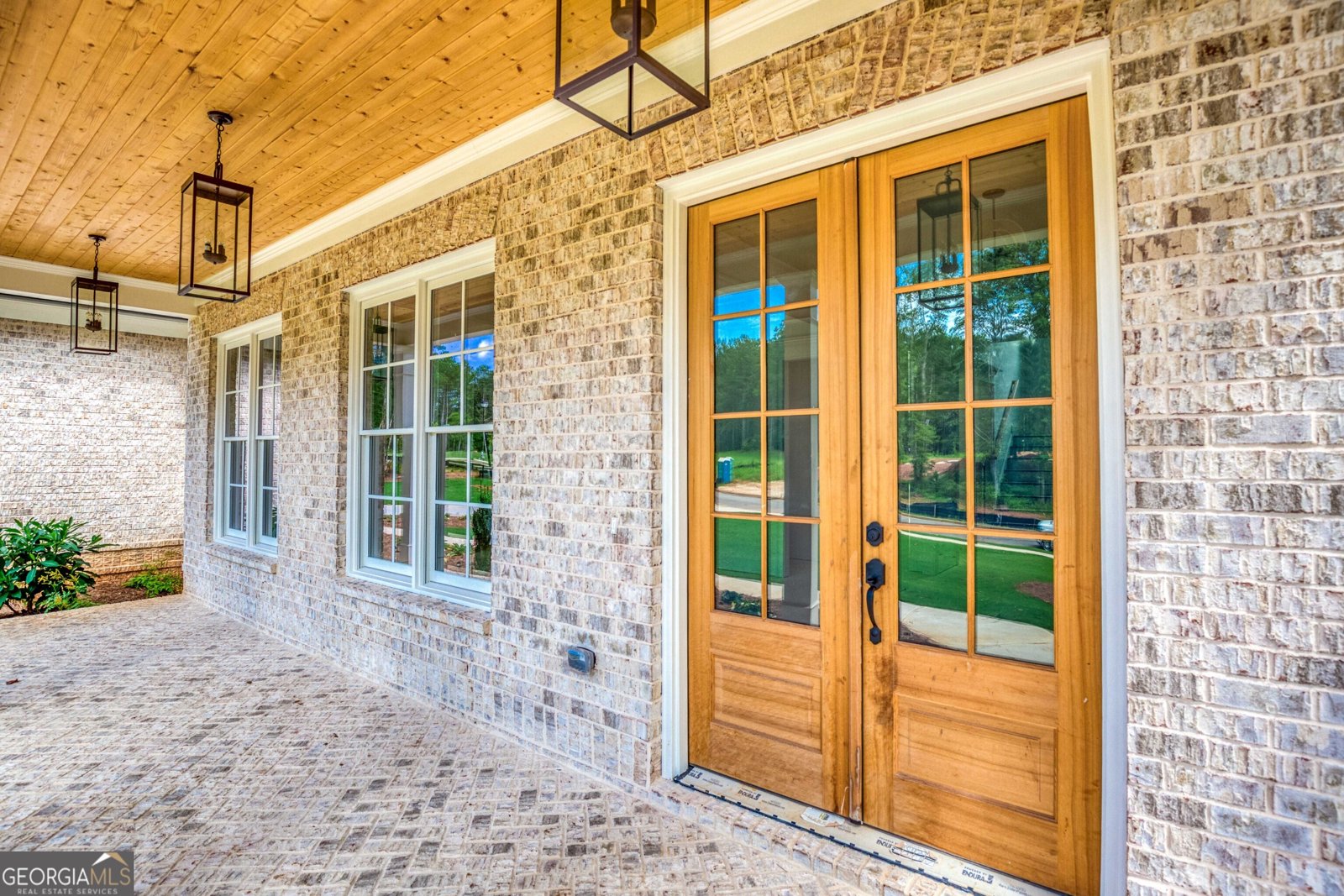 410 Iroquois Court Covington - 1