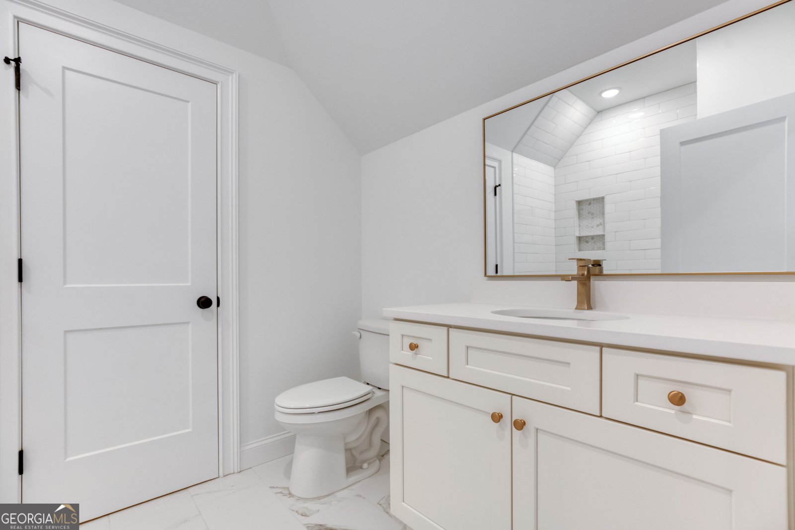 410 Iroquois Court Covington - 40