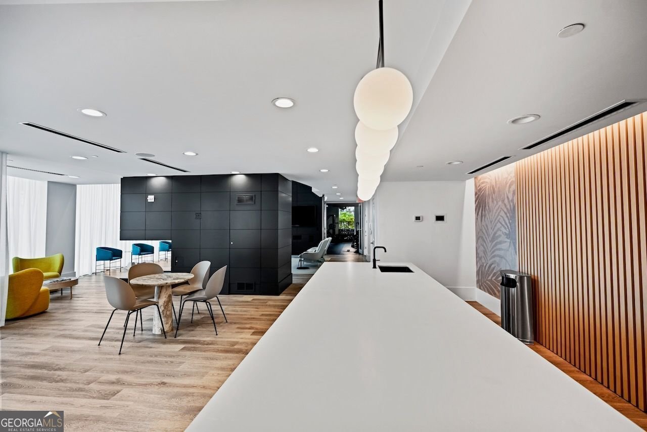 3324 Peachtree Road Atlanta - 4