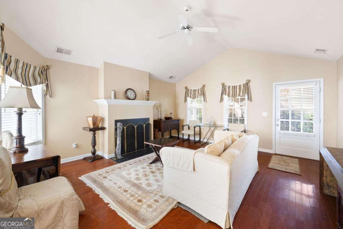 5069 KATHRYN GLEN Drive Acworth - 5