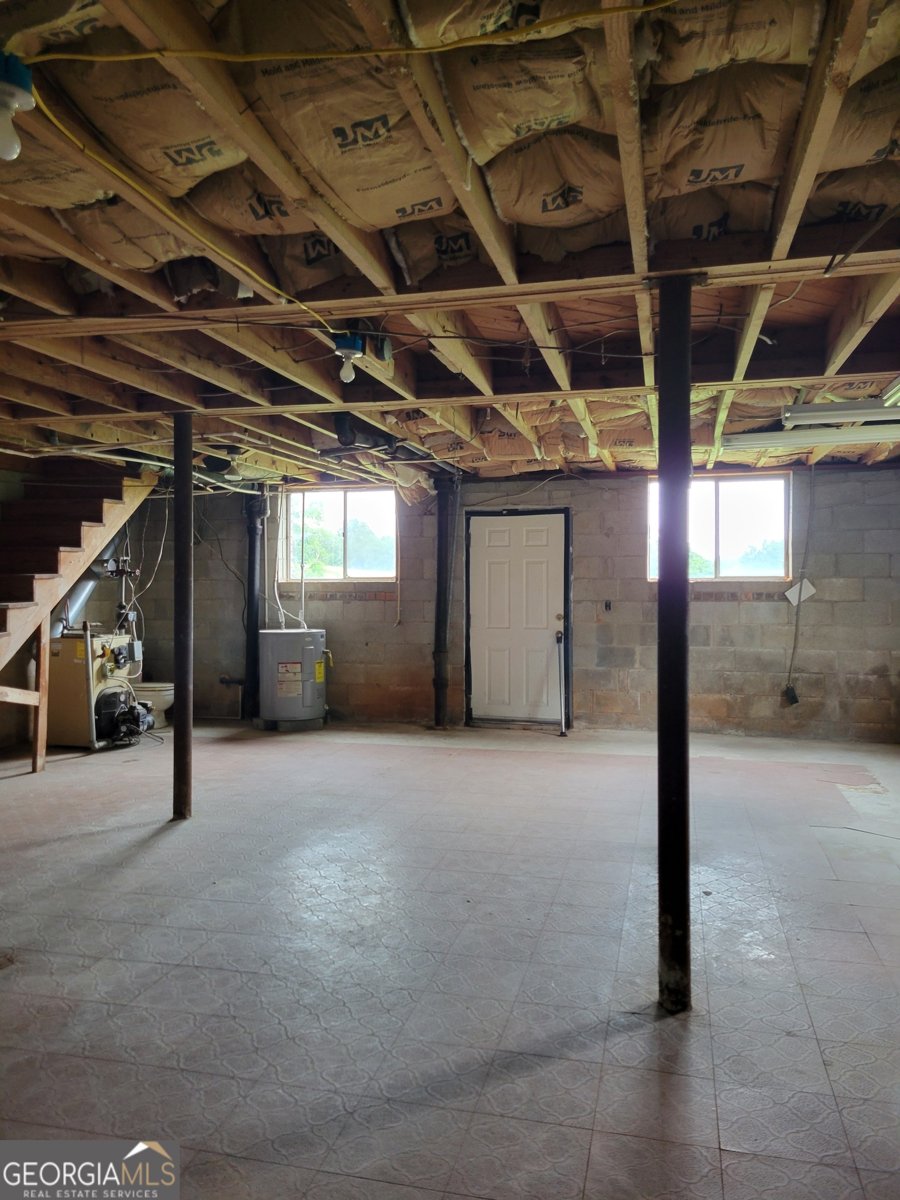 919 Leatherford Road Cleveland - 13