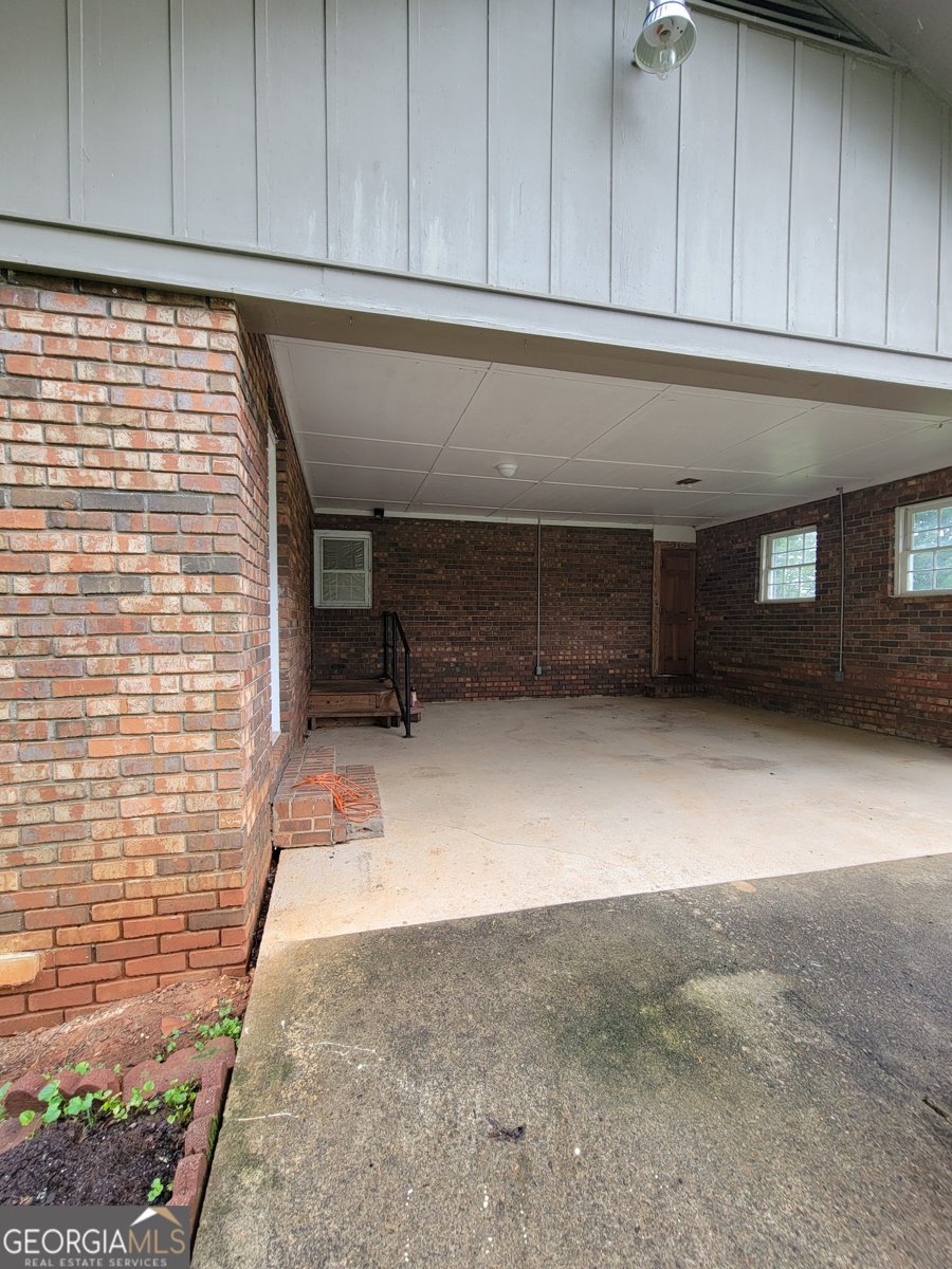 919 Leatherford Road Cleveland - 14