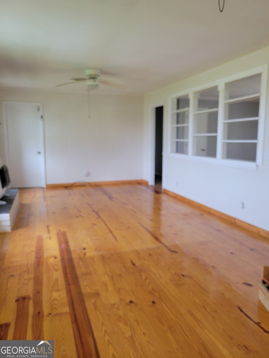 919 Leatherford Road Cleveland - 9