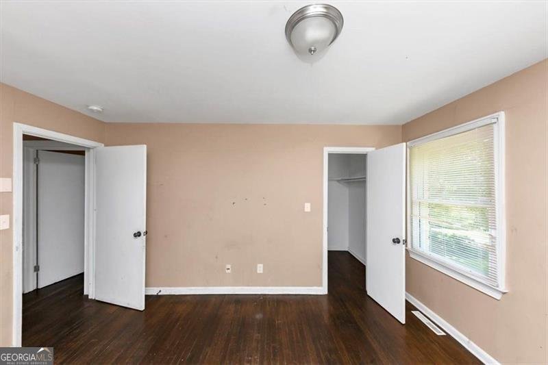 2702 ROLLINGWOOD Lane Atlanta - 23