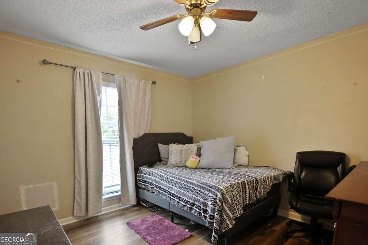 1267 Louise Lane Hinesville - 23
