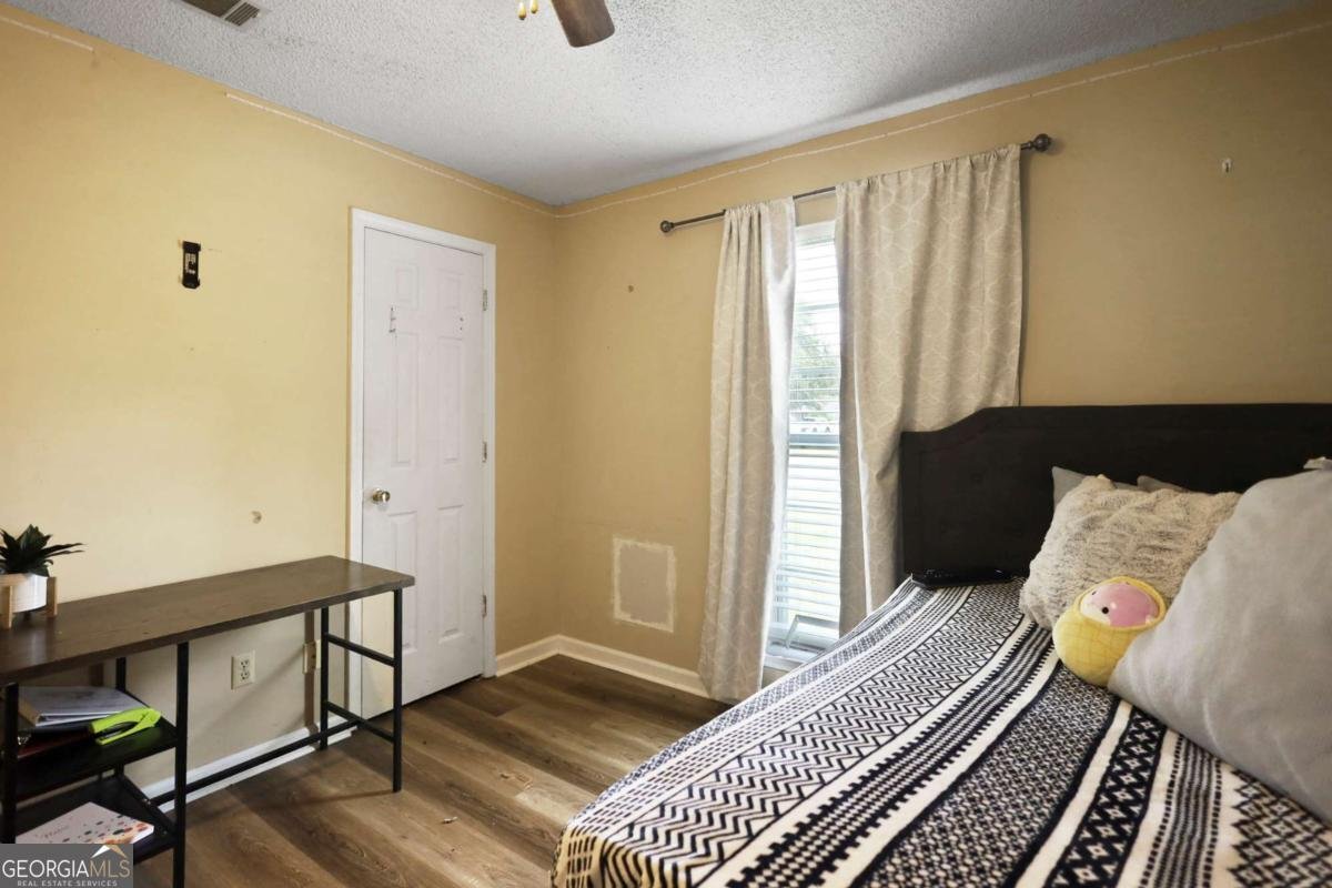 1267 Louise Lane Hinesville - 24