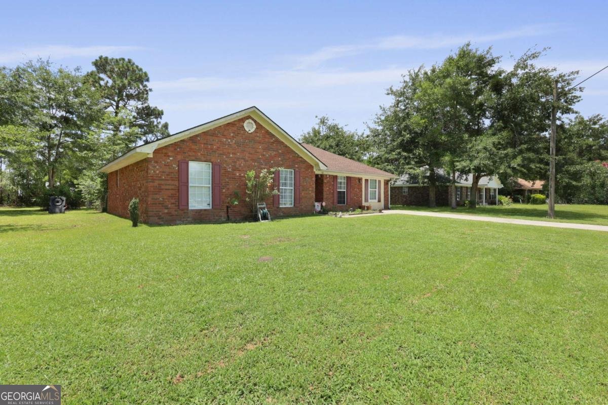 1267 Louise Lane Hinesville - 26