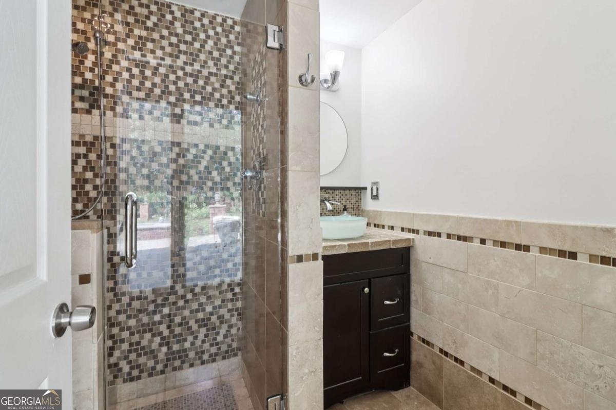 4046 Water Hole Court Douglasville - 54