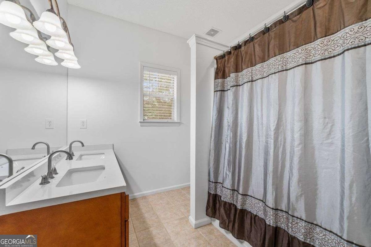 42 PIEDMONT Drive Senoia - 23
