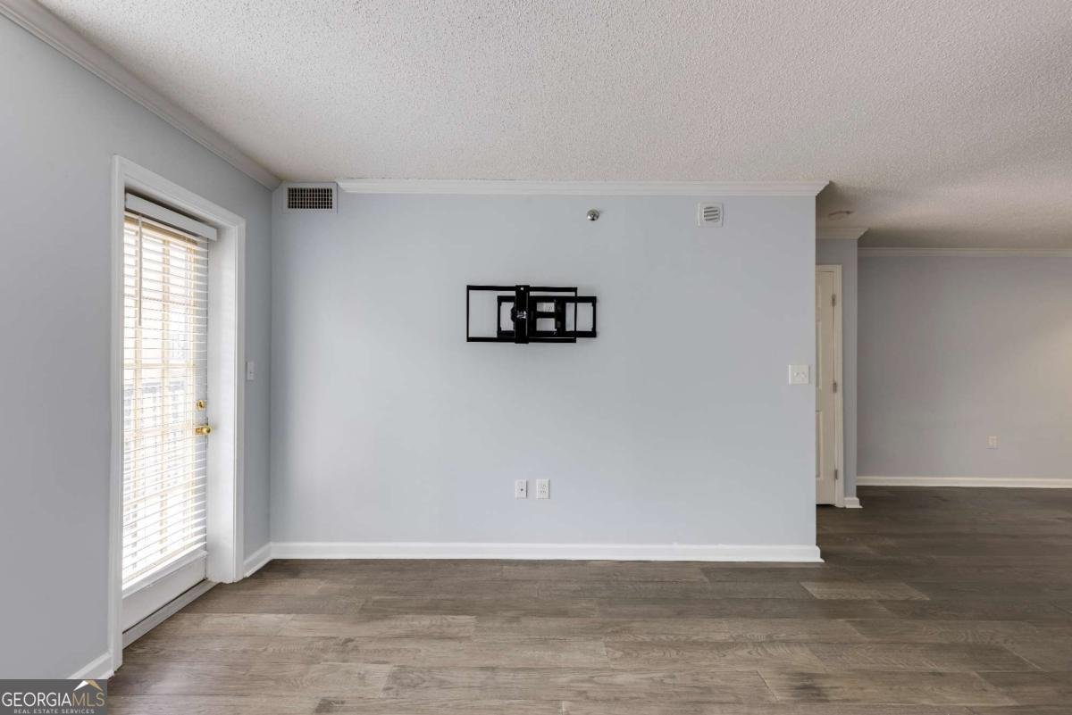 795 Hammond Drive Sandy Springs - 10