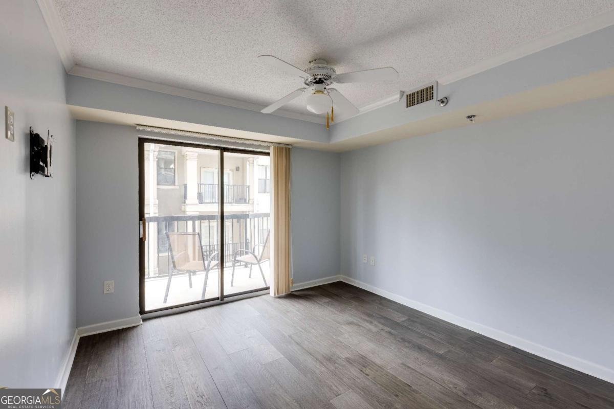 795 Hammond Drive Sandy Springs - 11
