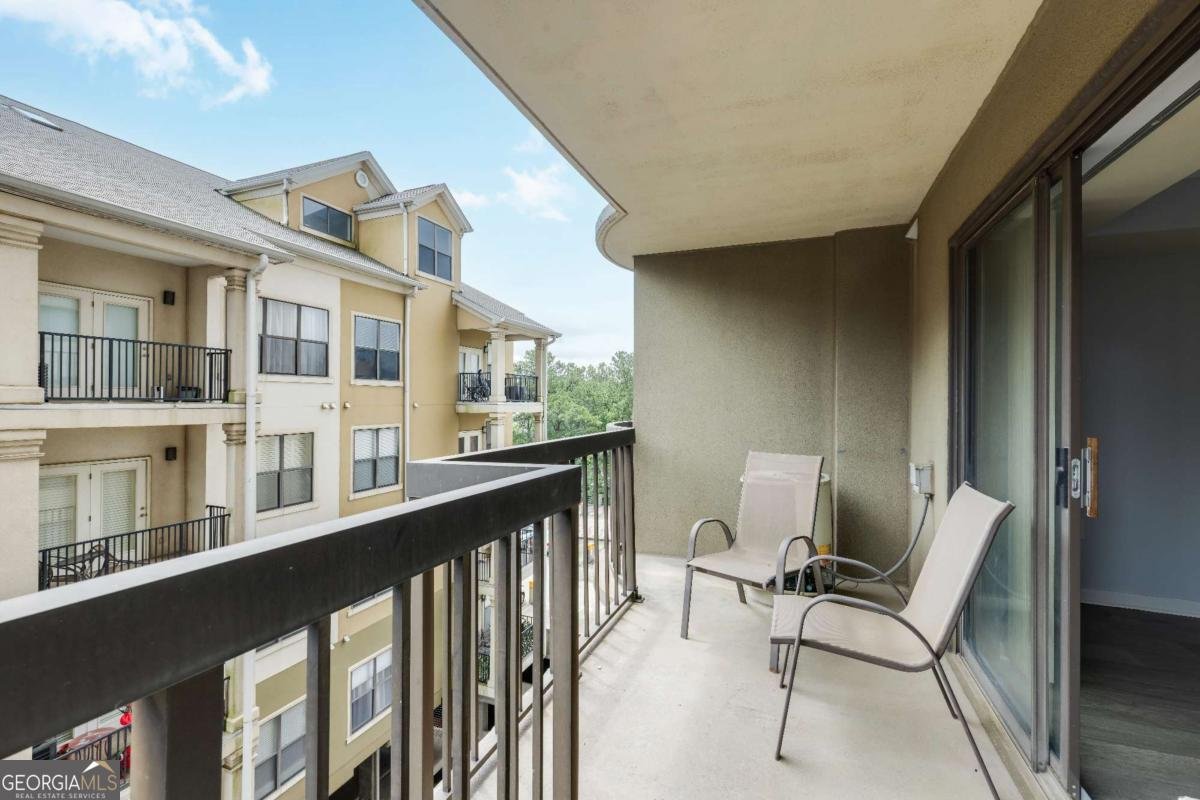 795 Hammond Drive Sandy Springs - 15