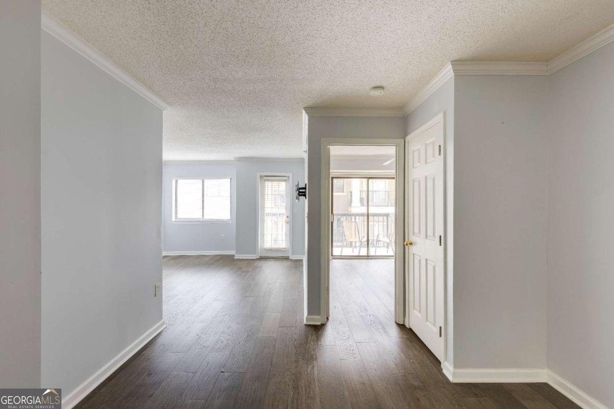 795 Hammond Drive Sandy Springs - 4