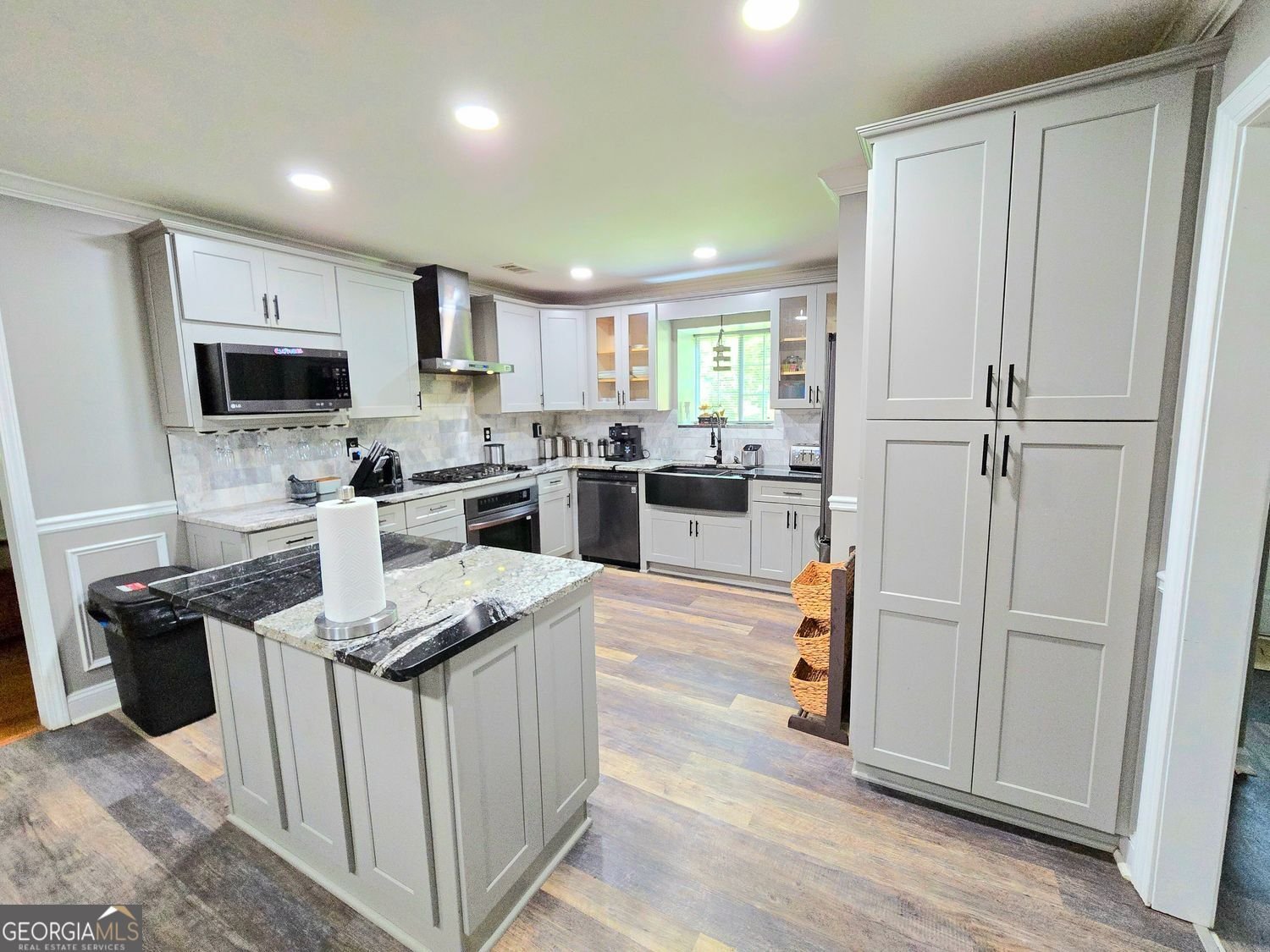 4086 Rex Road Rex - 46