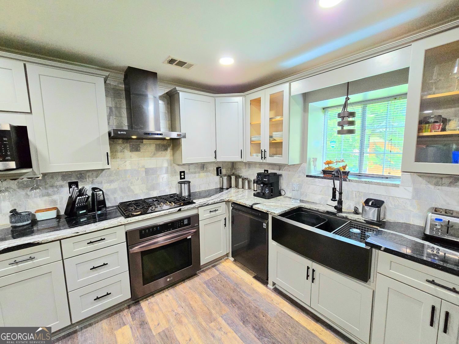 4086 Rex Road Rex - 54