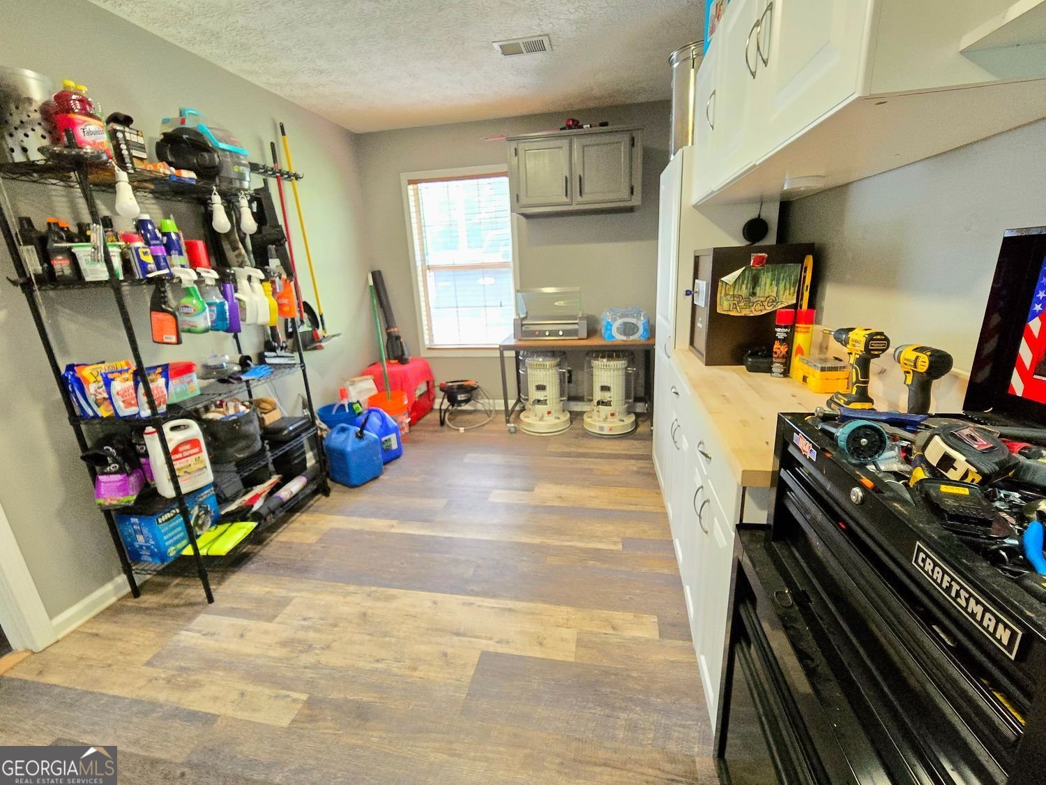 4086 Rex Road Rex - 69