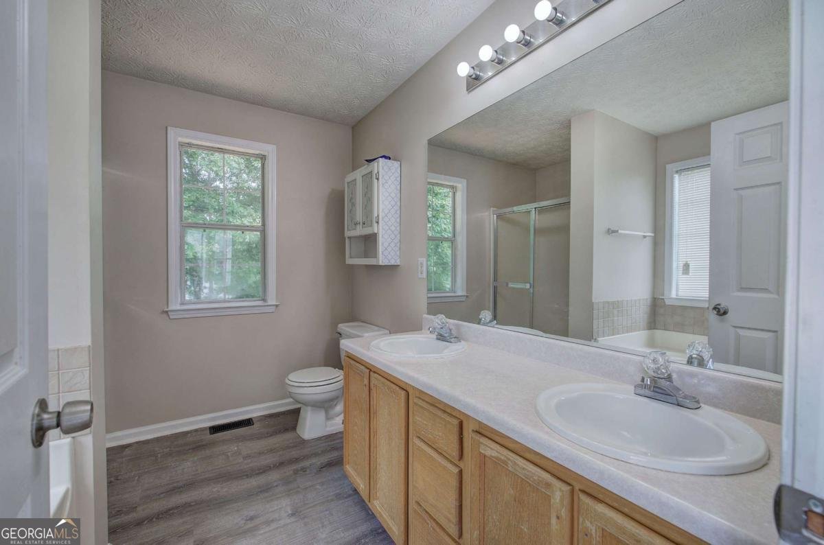 121 Paradise Circle Douglasville - 16