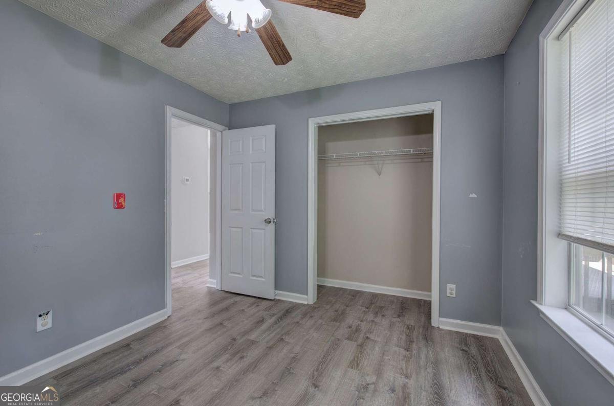 121 Paradise Circle Douglasville - 23
