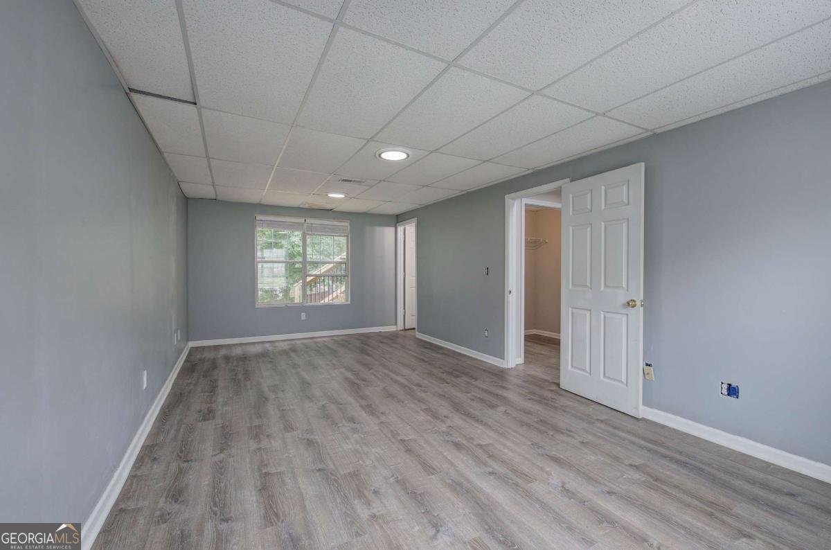 121 Paradise Circle Douglasville - 24