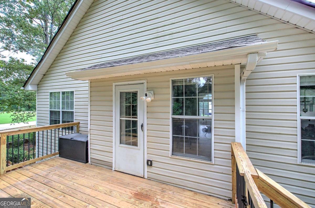 121 Paradise Circle Douglasville - 28