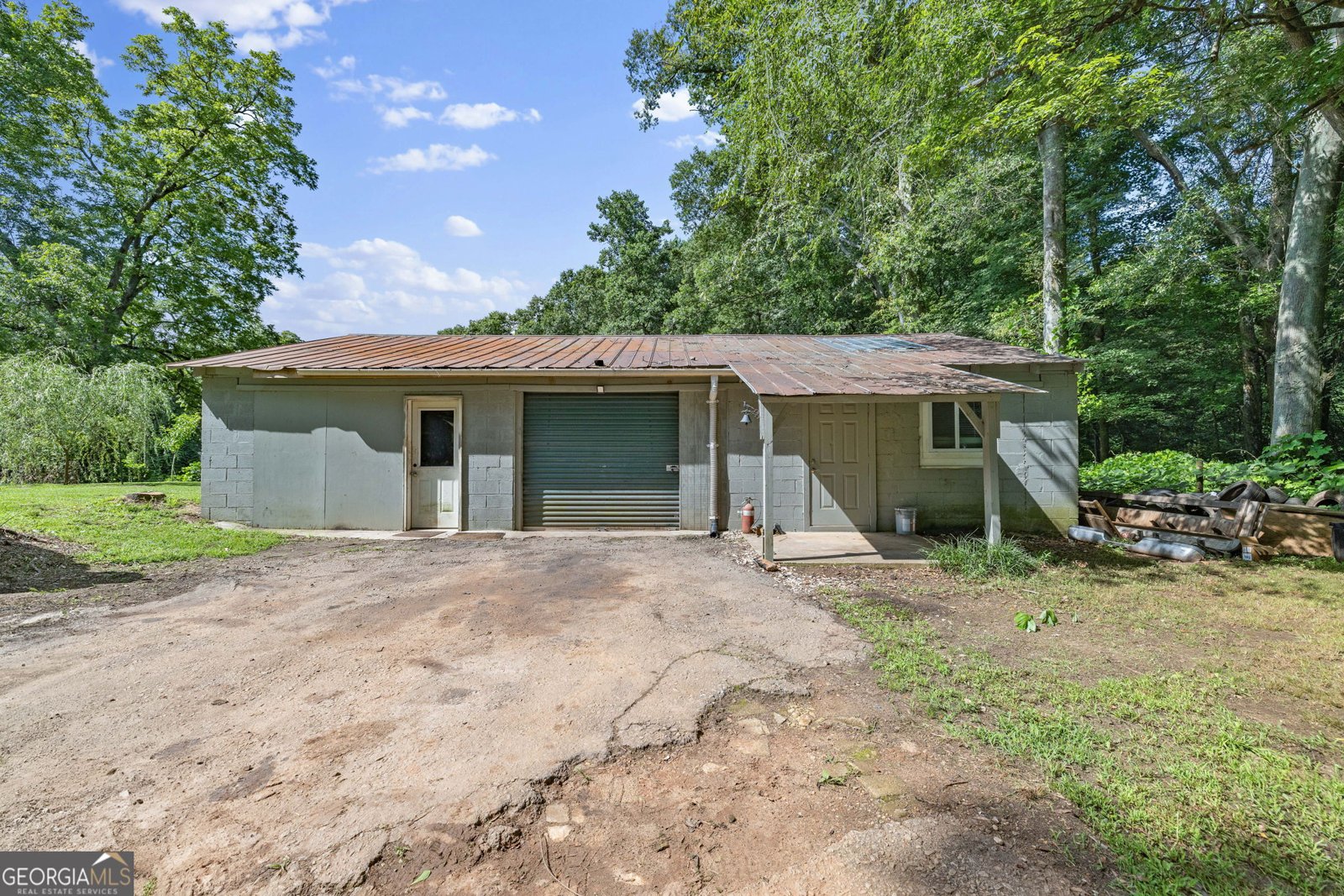 111 Park Street Maysville - 27