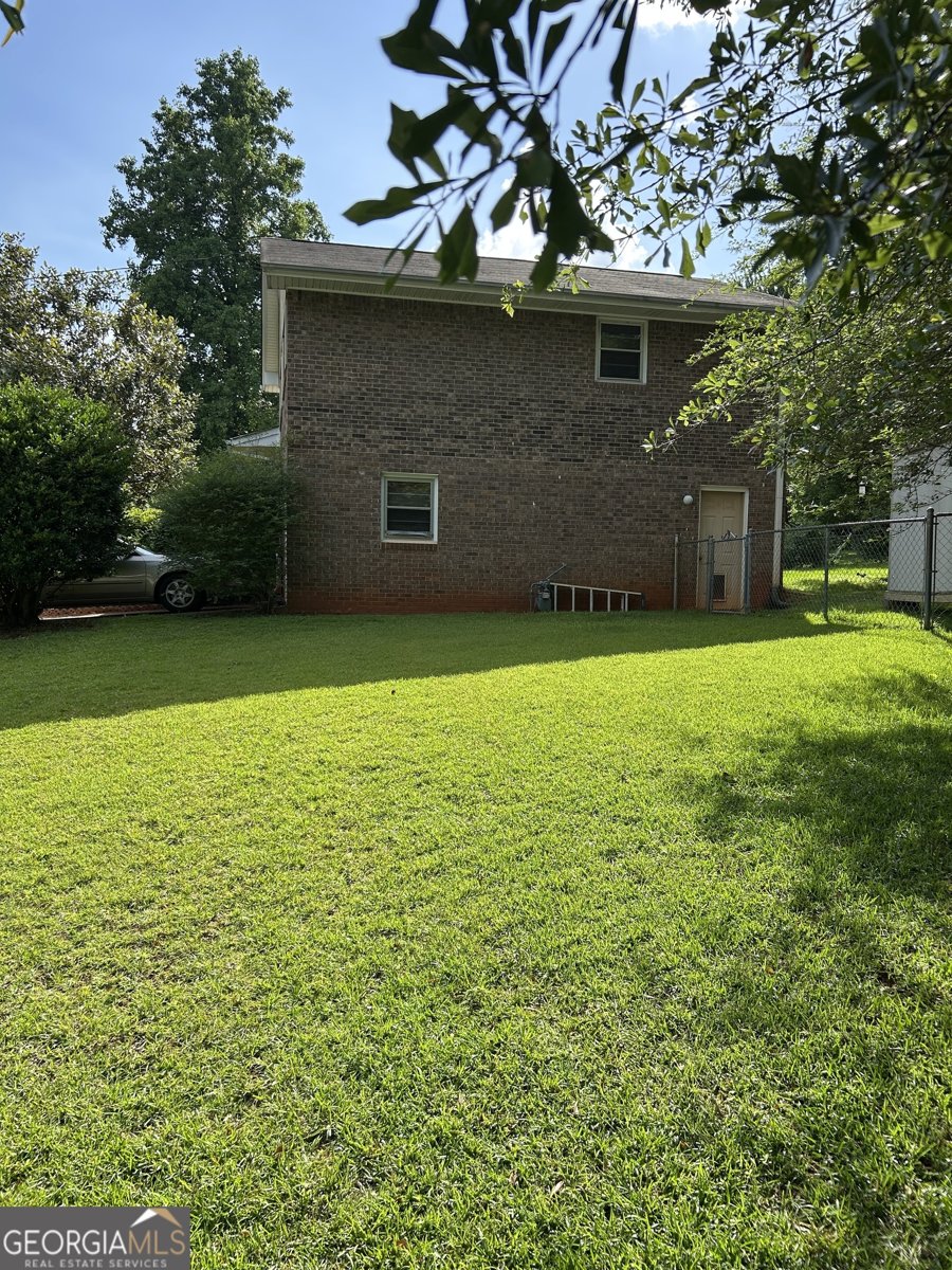 90 Cabriolet Trail Mcdonough - 4
