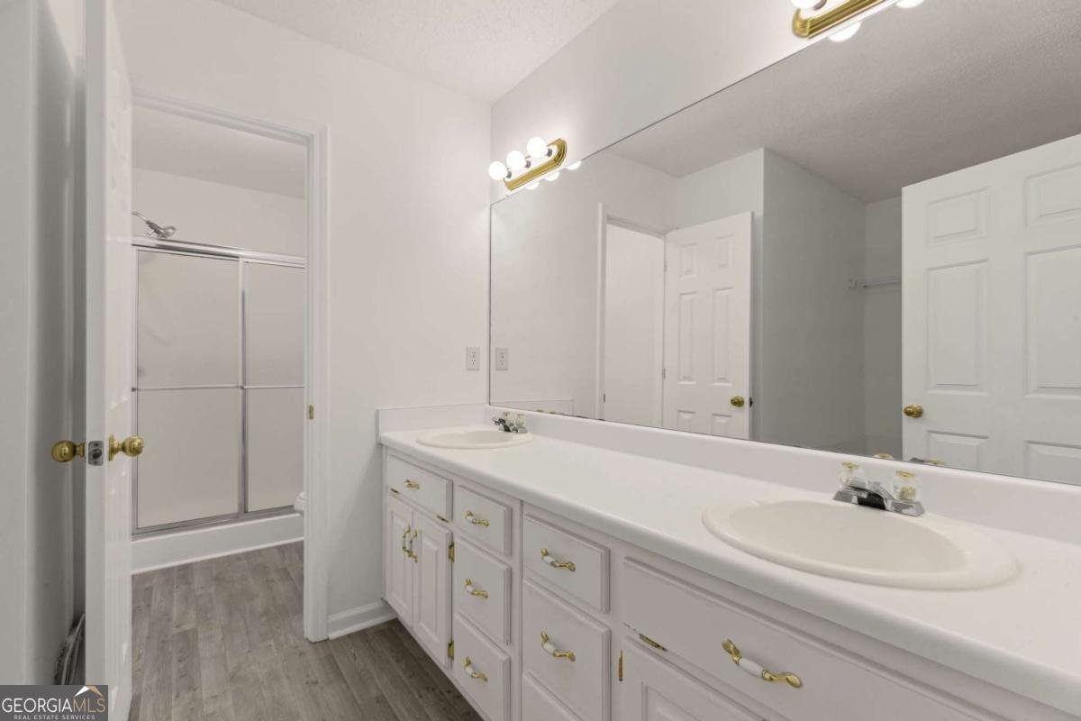305 BRIDGEWATER Terrace Canton - 21