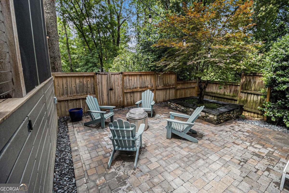 1833 Rock Springs Road Atlanta - 1
