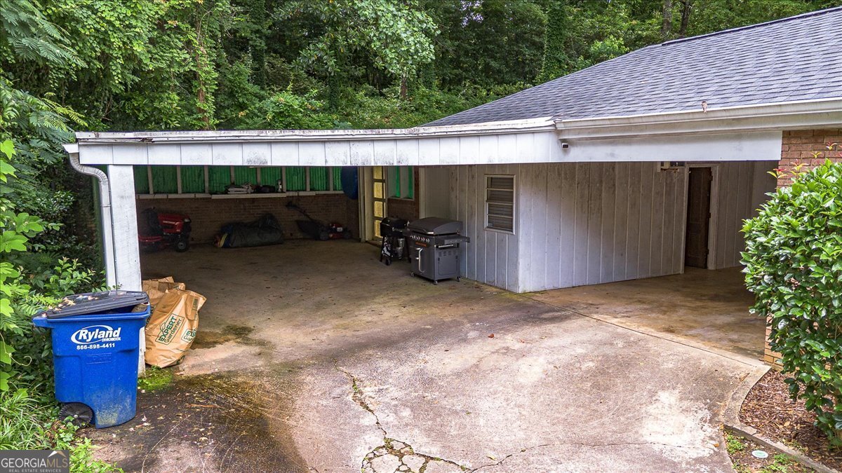 731 Lokchapee Drive Macon - 26