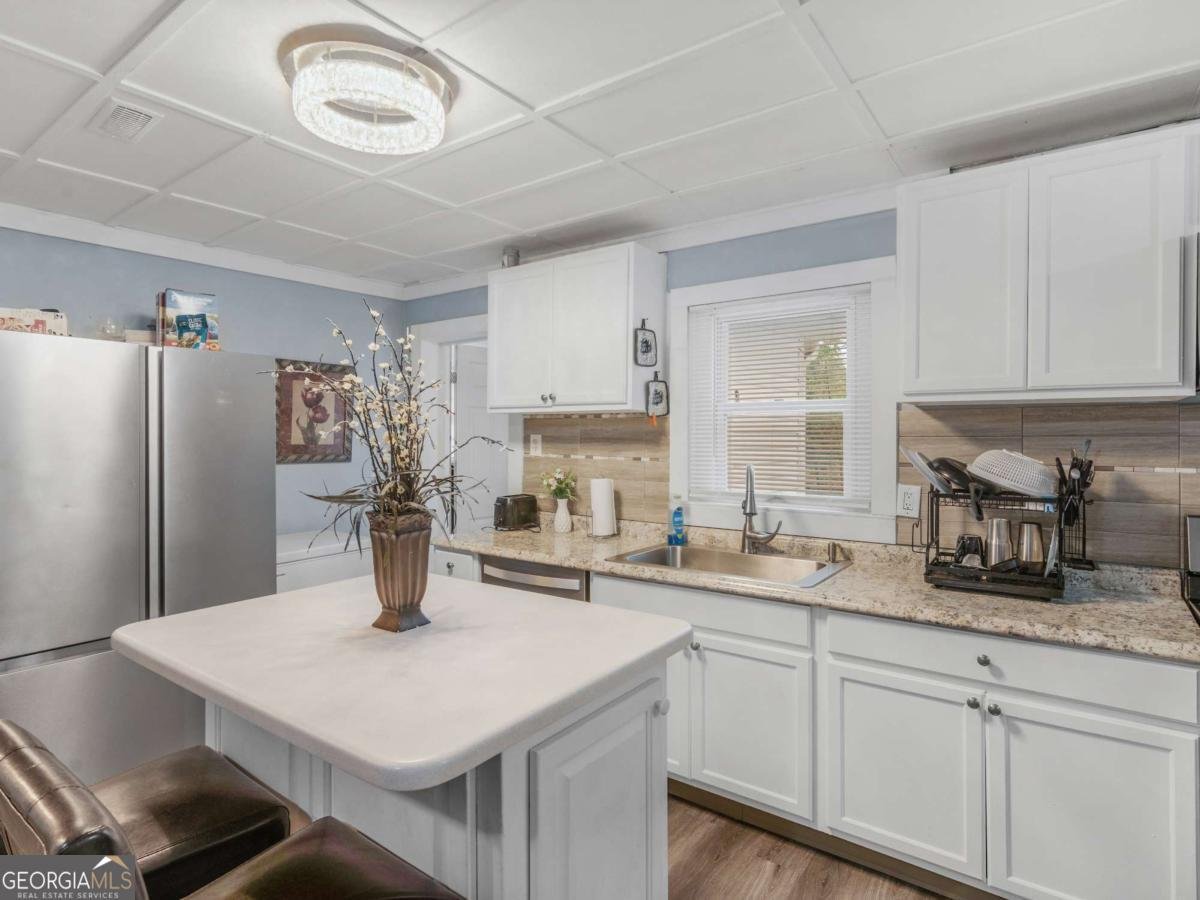 1202 Coan Drive Locust Grove - 6