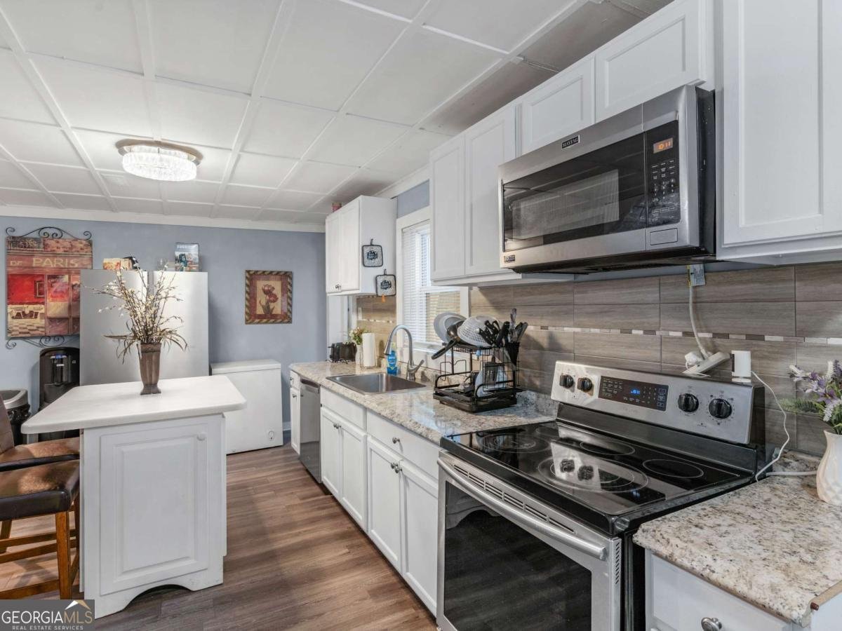 1202 Coan Drive Locust Grove - 8