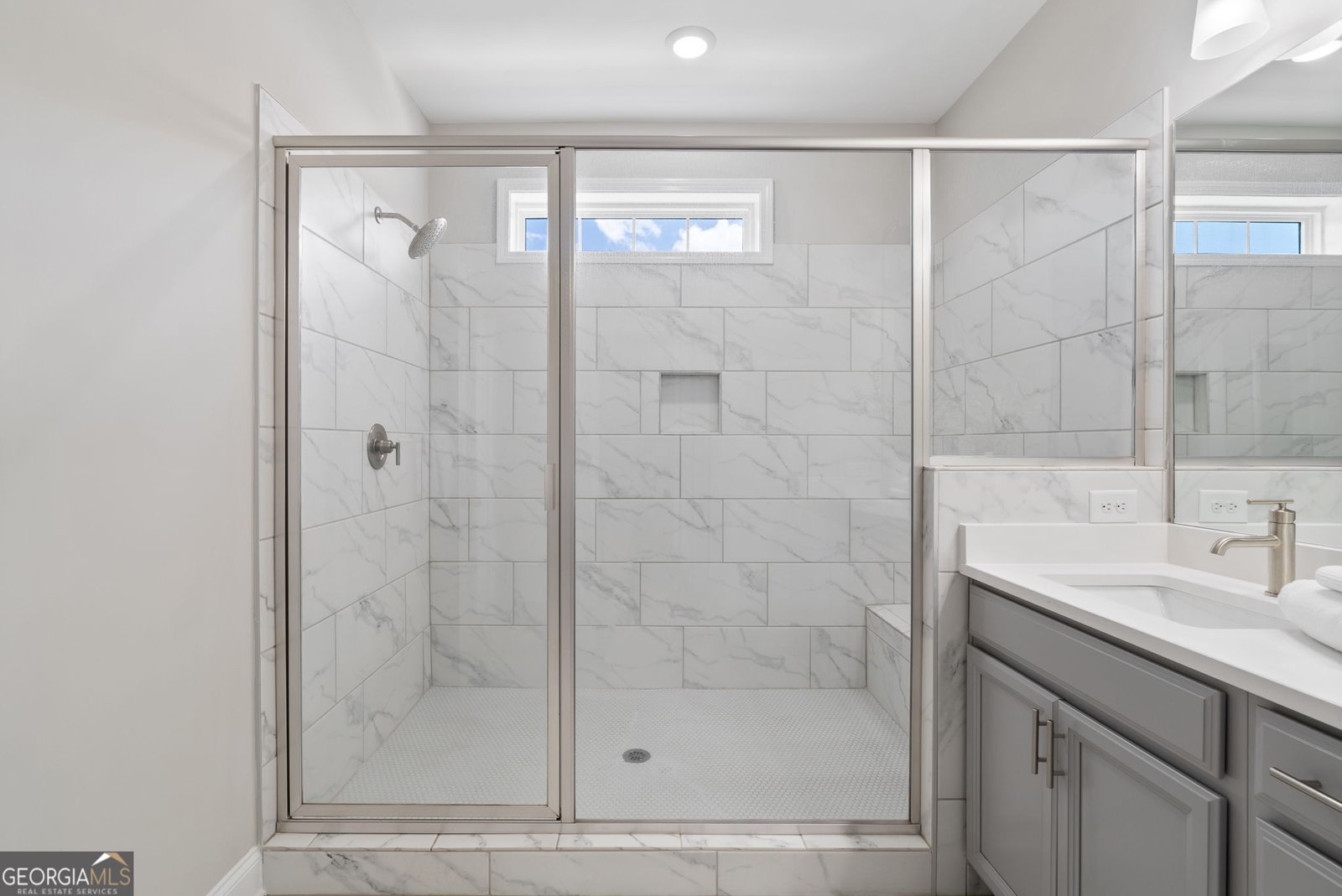 908 Catamaran Court Alpharetta - 30