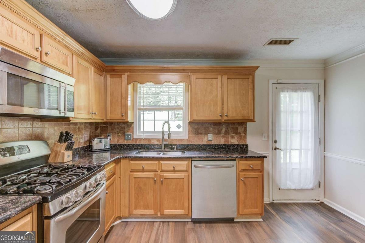 932 Sugar Meadow Lane Sugar Hill - 12